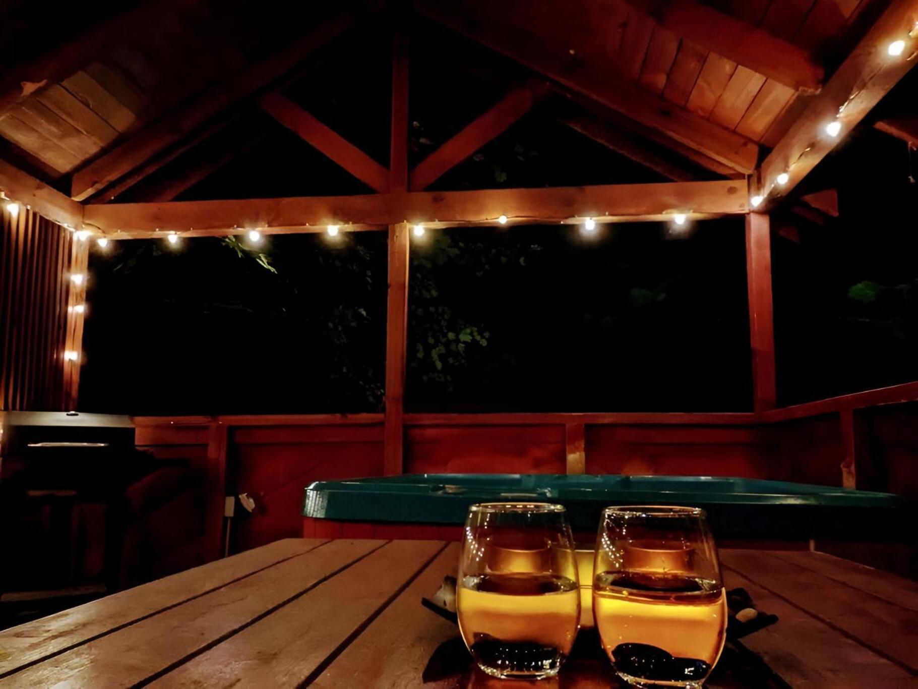 Prime Mountain Cabin - Near Galinburg Downtown Gatlinburg Ngoại thất bức ảnh