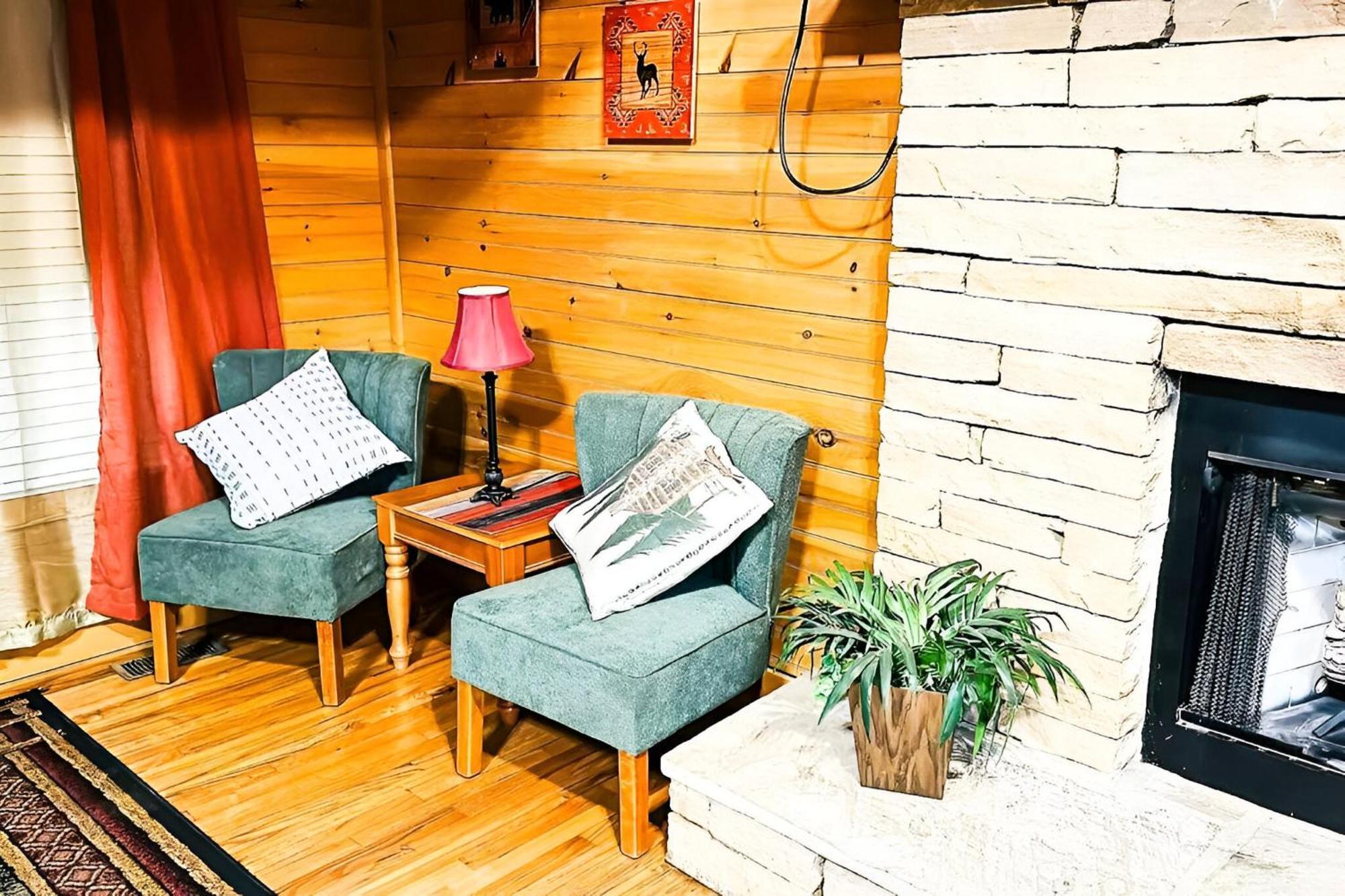 Prime Mountain Cabin - Near Galinburg Downtown Gatlinburg Ngoại thất bức ảnh